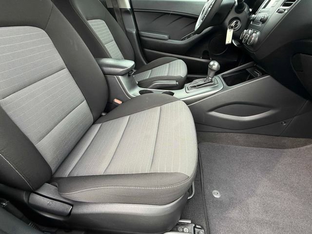 Used 2016 Kia Forte LX FWD image 19