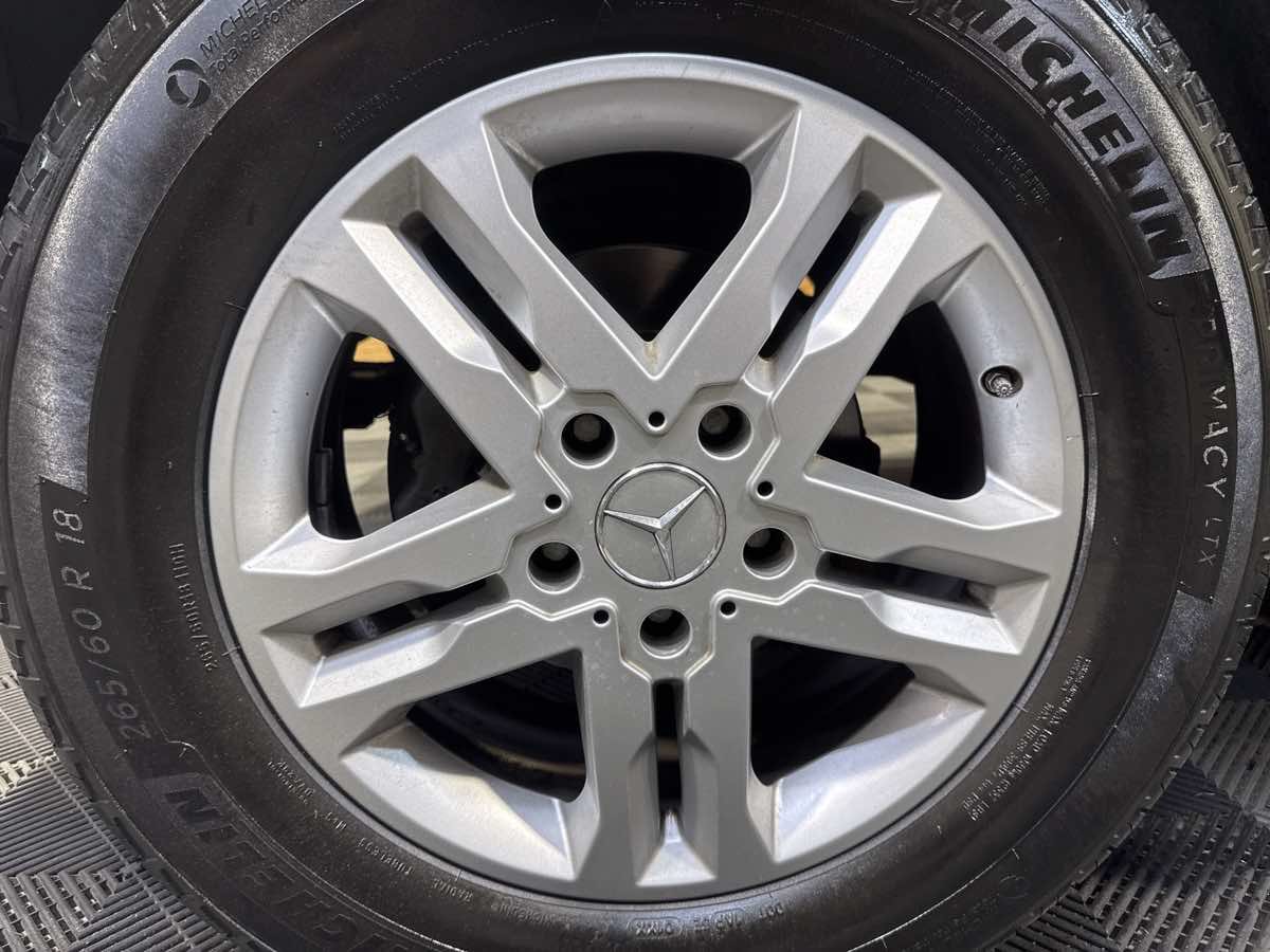 Used 2013 Mercedes-Benz G 550 image 29