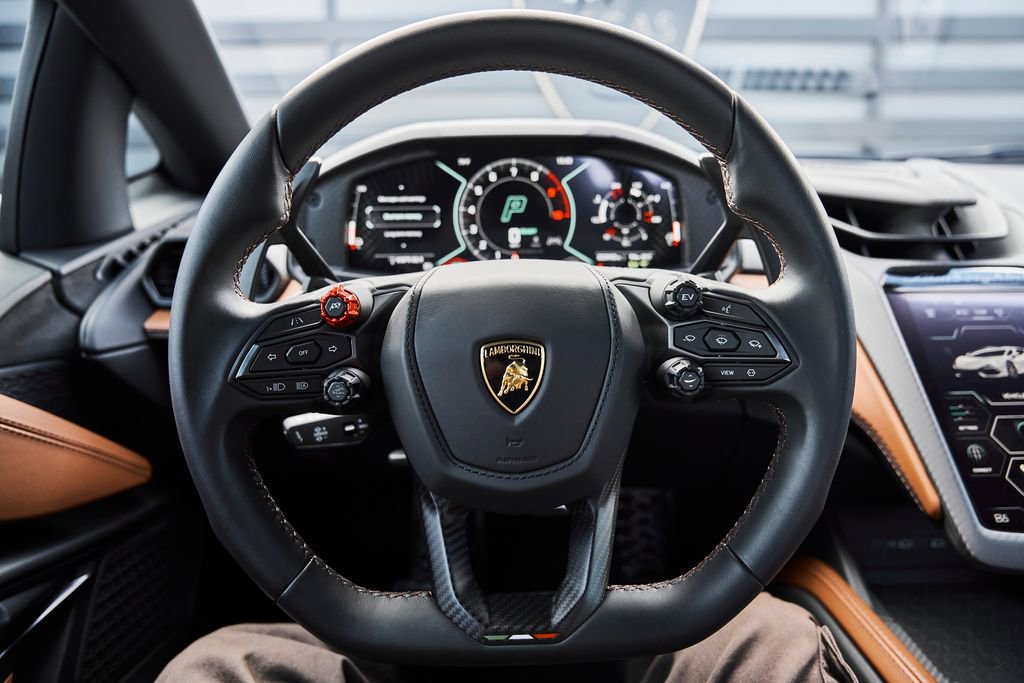 Used 2025 Lamborghini Revuelto AWD/4WD image 56