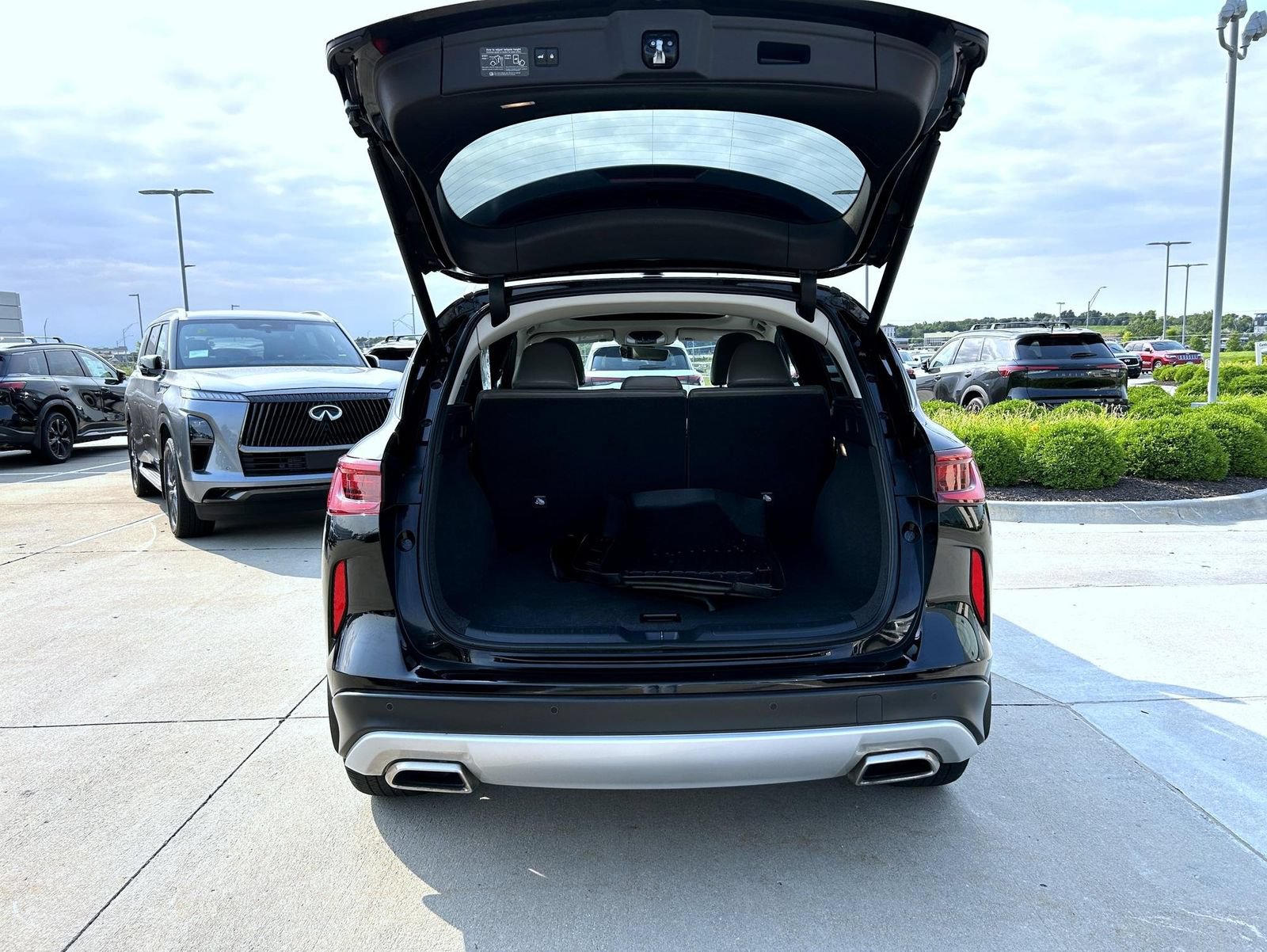 Certified 2025 INFINITI QX50 Luxe AWD/4WD image 21