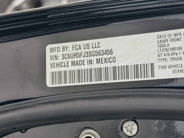 Used 2025 RAM 2500 Laramie AWD/4WD image 25