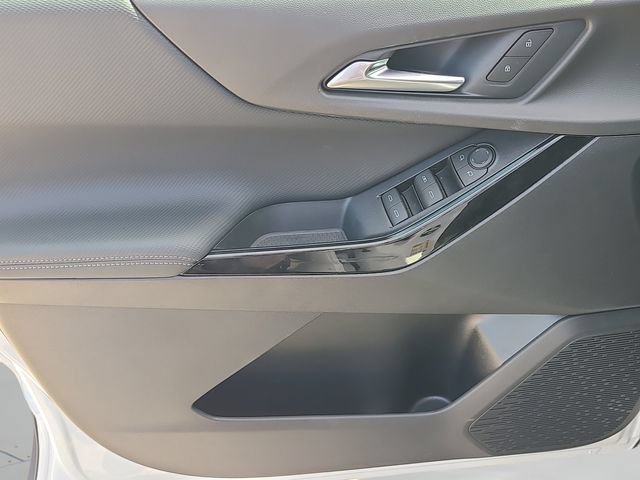 New 2027 Chevrolet Equinox LT FWD image 17