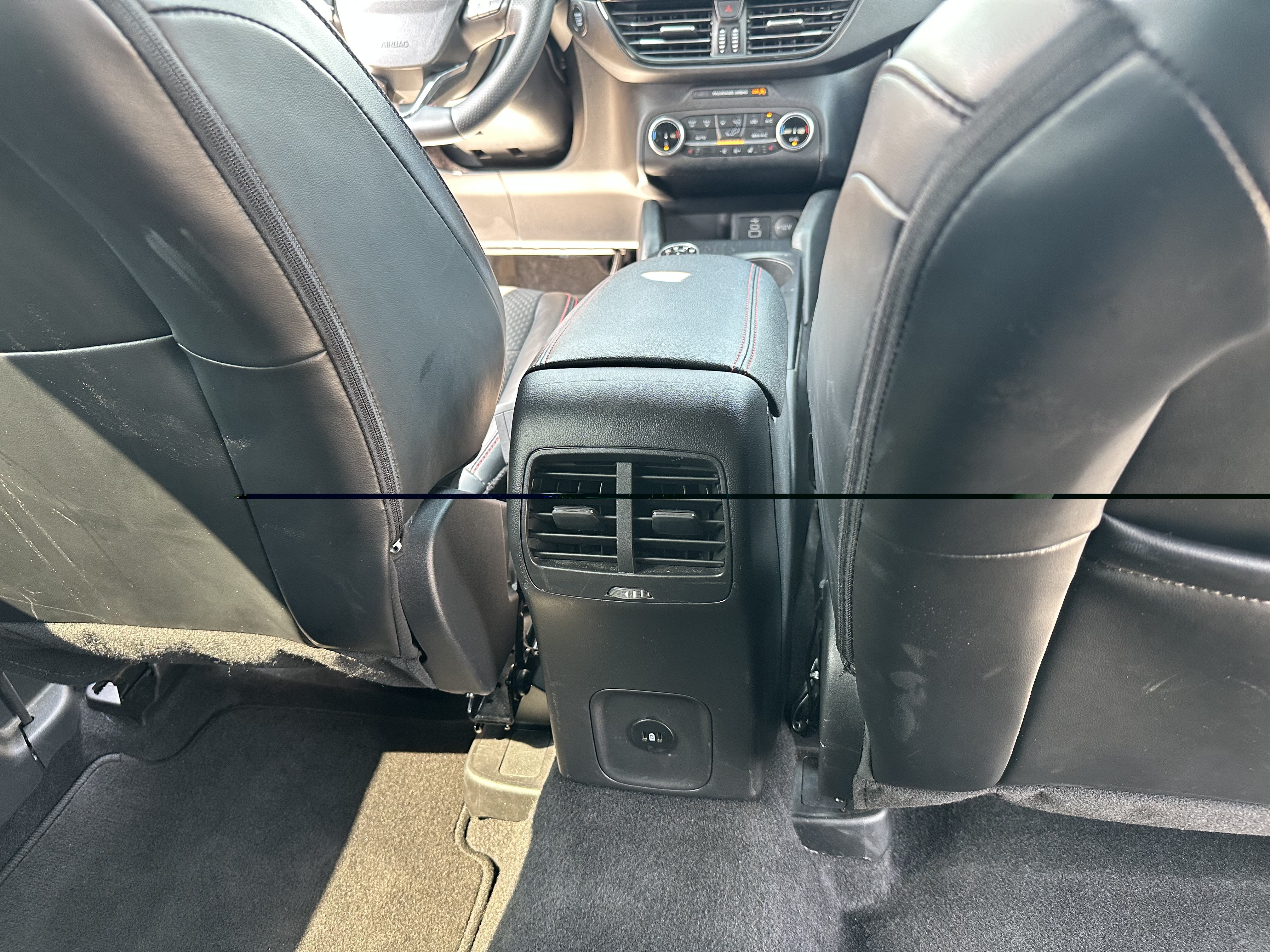 Used 2024 Ford Escape ST-Line AWD/4WD image 29