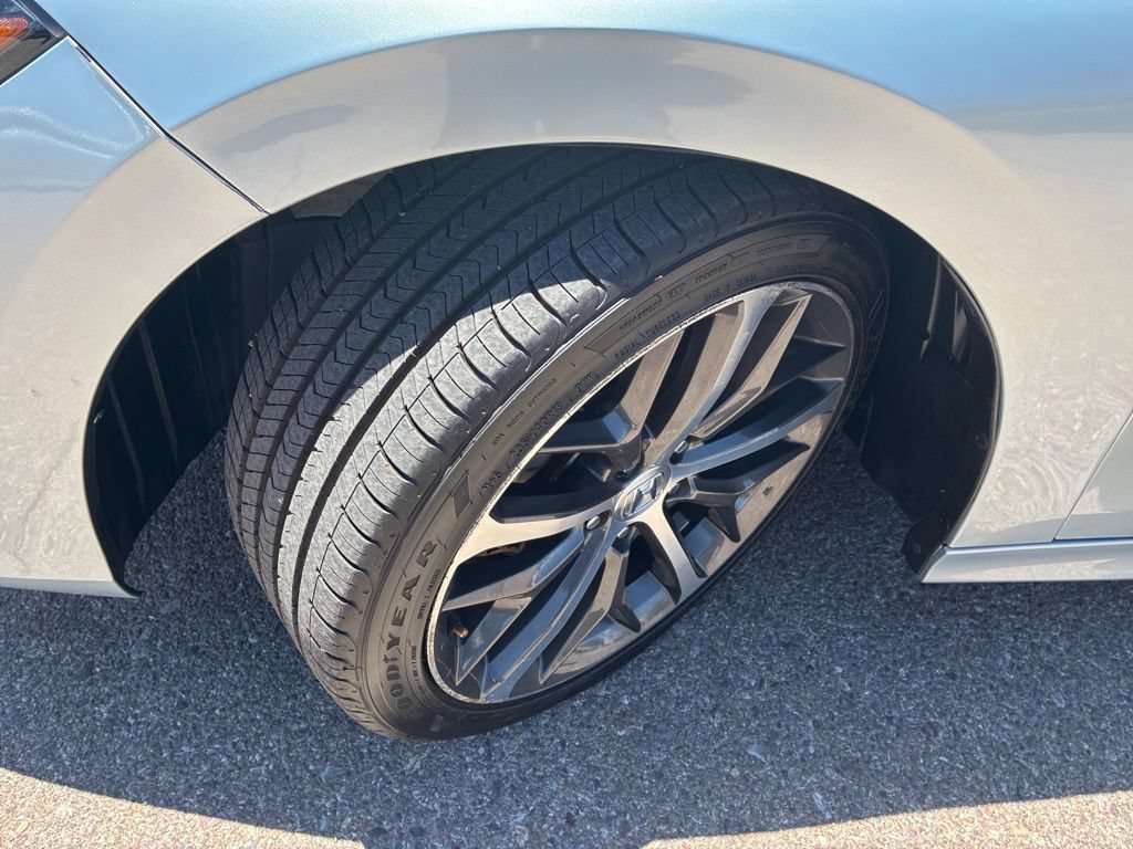 Used 2022 Honda Civic Touring image 9