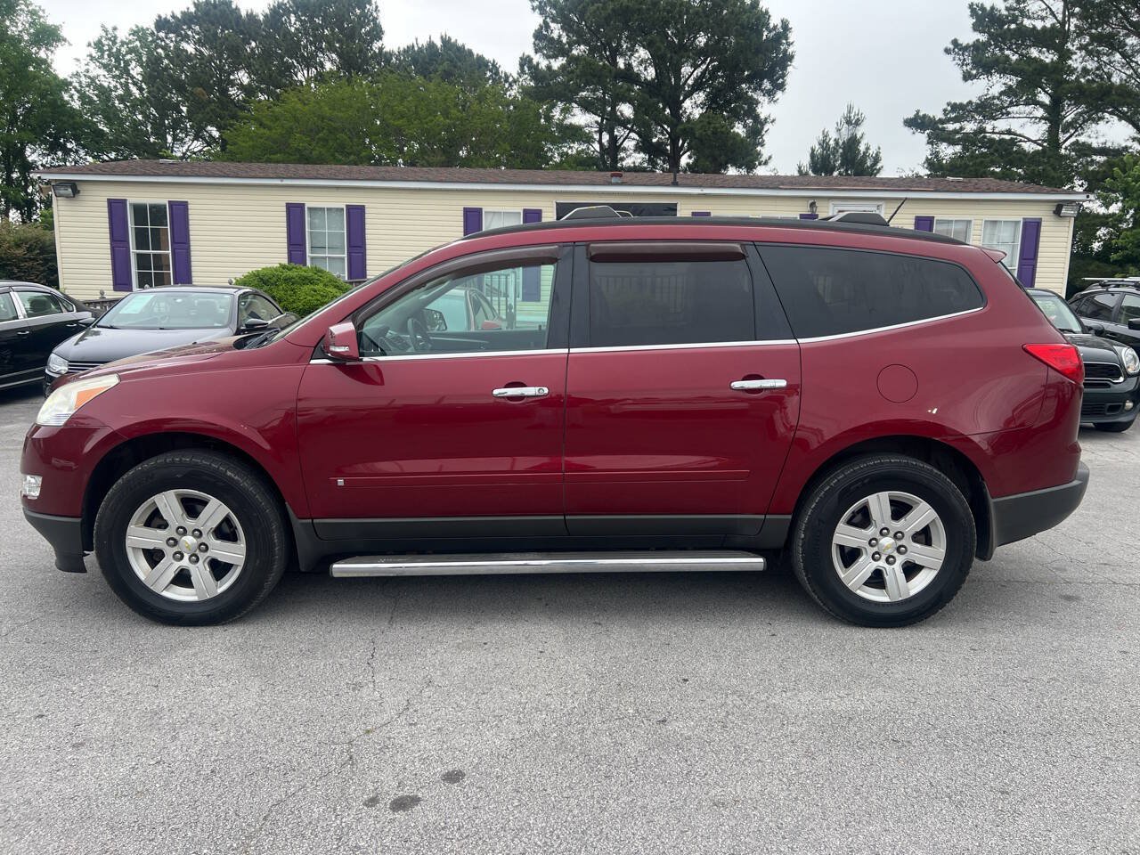 Used 2010 Chevrolet Traverse LT AWD/4WD image 9