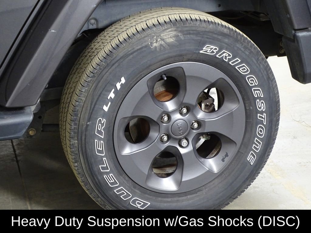 Used 2017 Jeep Wrangler Unlimited Sport image 32