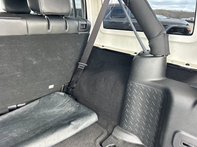 Used 2017 Jeep Wrangler Unlimited Rubicon image 47