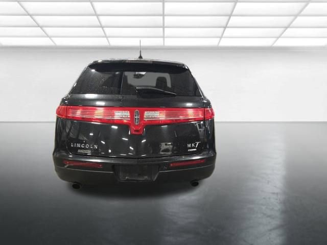 Used 2015 Lincoln MKT AWD w/ Equipment Group 201A image 6