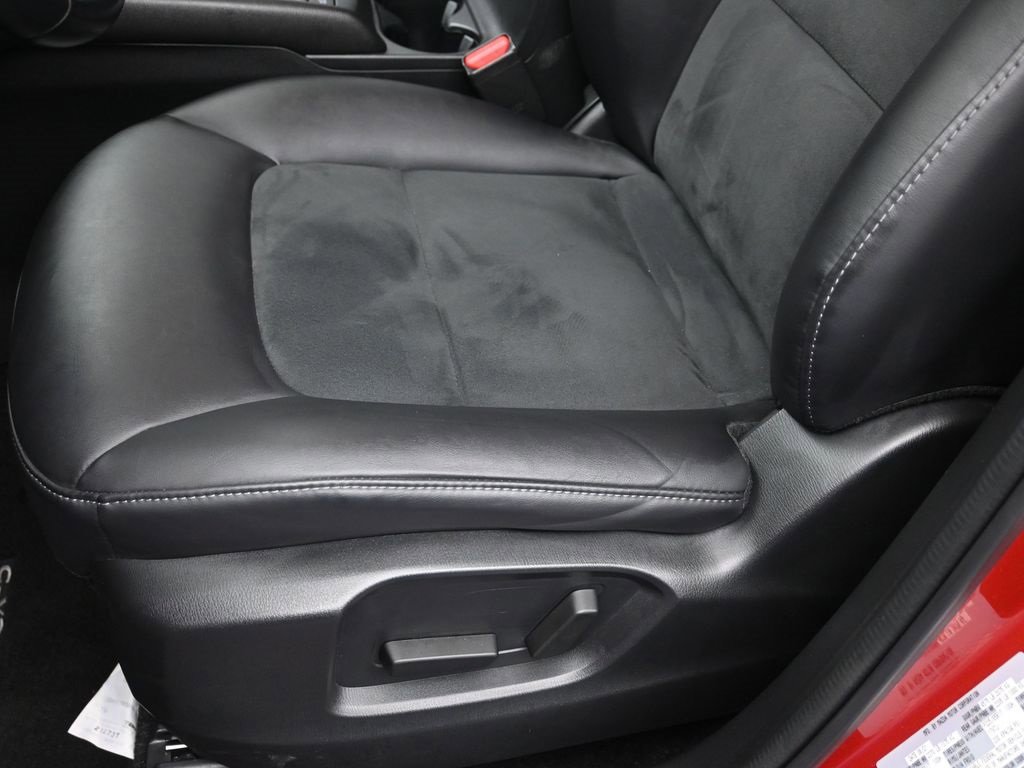 Used 2021 MAZDA CX-5 Touring image 14