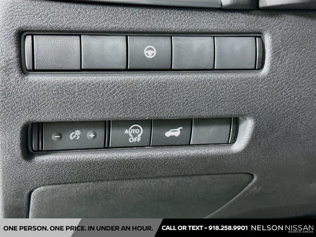 New 2026 Nissan Rogue Dark Armor FWD image 10
