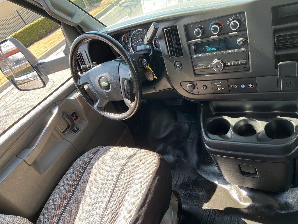 Used 2023 Chevrolet Express 3500 w/ Power Convenience Package image 3