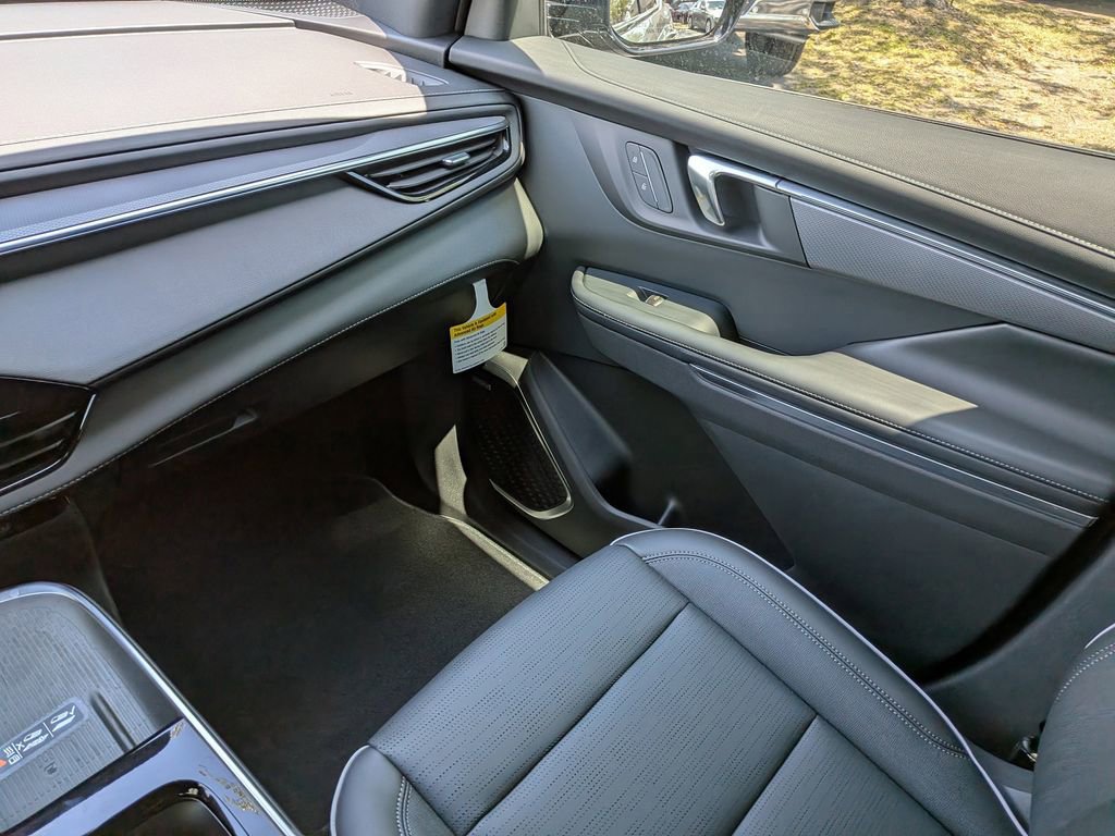 New 2026 Buick Enclave Sport Touring w/ Super Cruise Package image 18