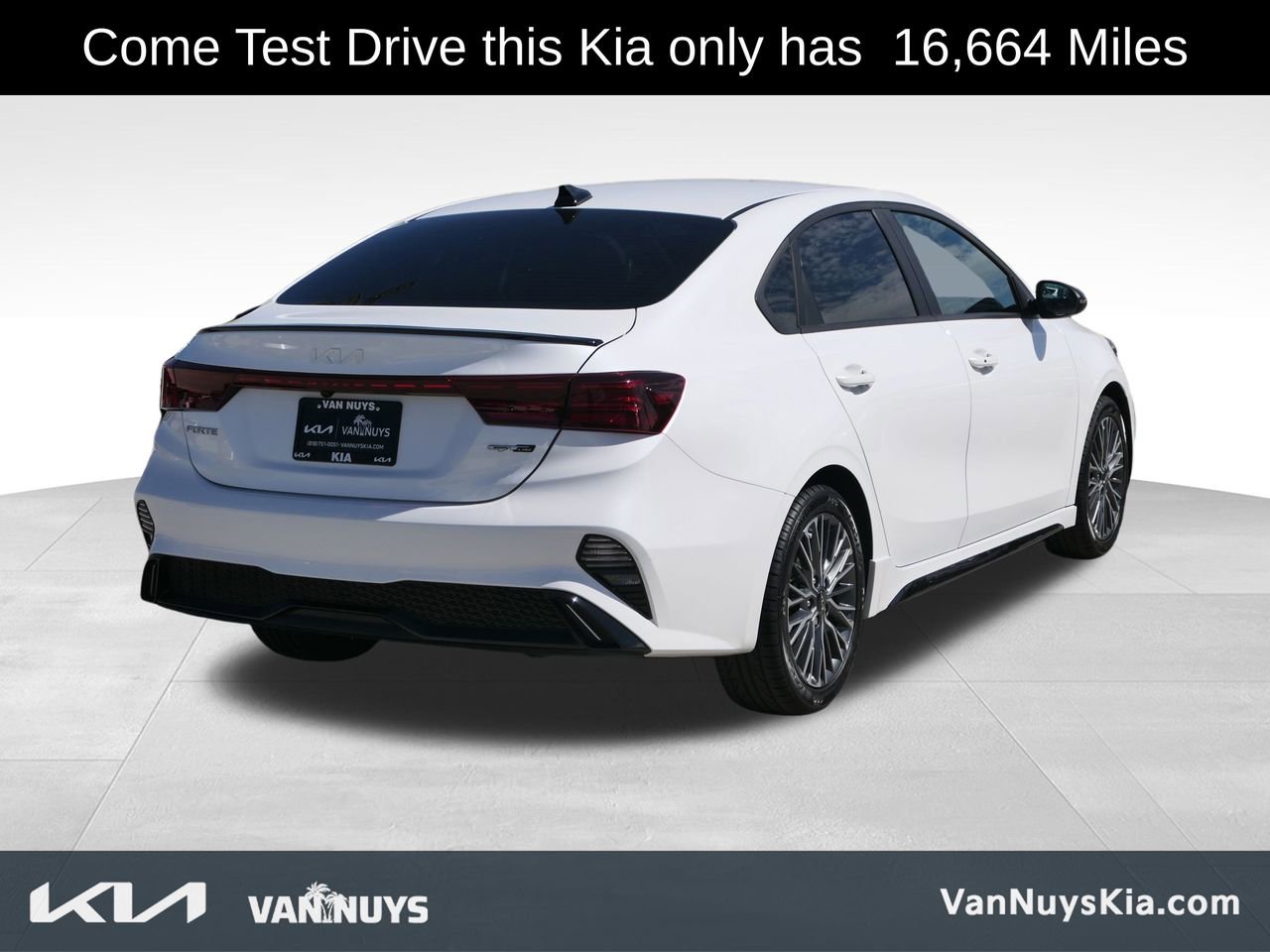 Used 2023 Kia Forte GT-Line w/ GT-Line Technology Package image 3