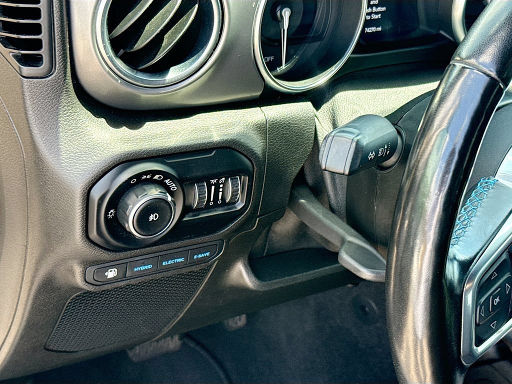 Used 2021 Jeep Wrangler Unlimited Rubicon 4xe w/ Cold Weather Group AWD/4WD image 11