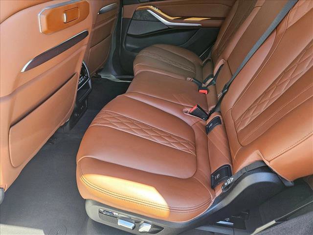 Used 2024 BMW X7 xDrive40i w/ Executive Package image 20