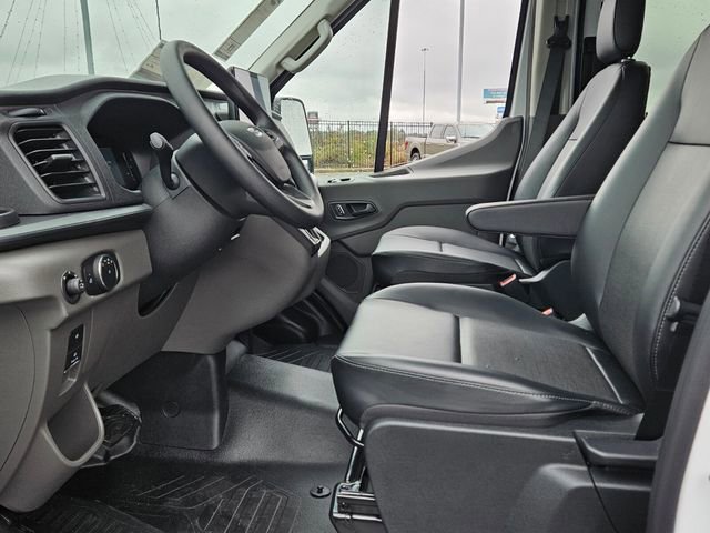 New 2026 Ford Transit 150 148 Medium Roof RWD image 5