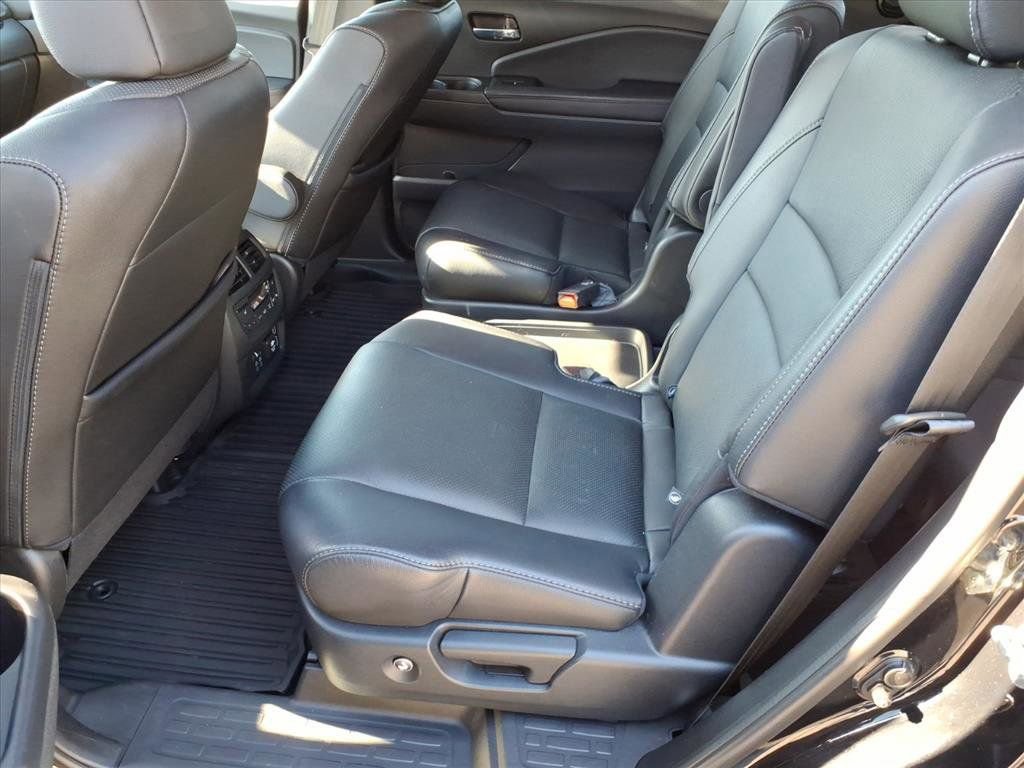 Used 2021 Honda Pilot Elite image 12