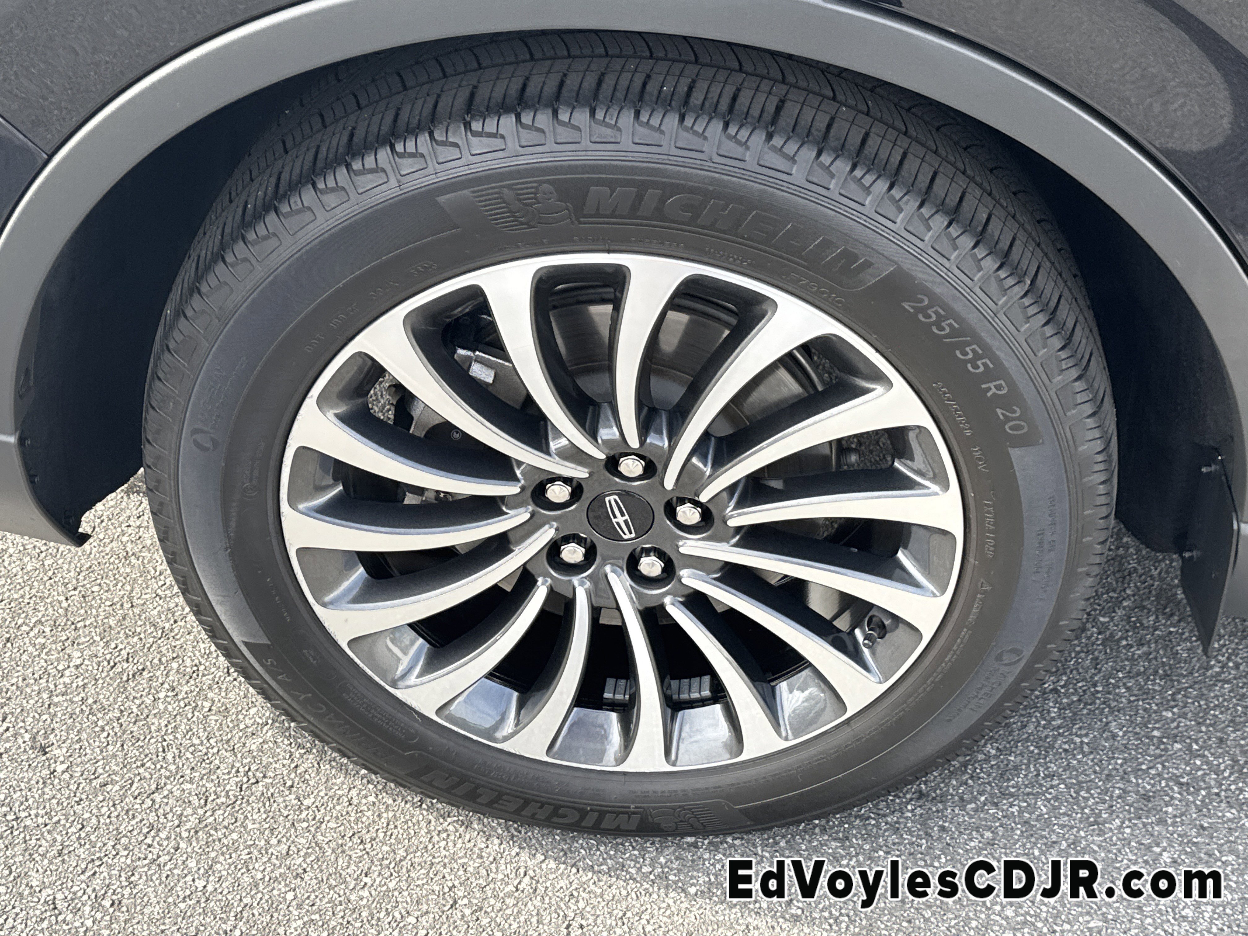 Used 2023 Lincoln Aviator Reserve w/ Equipment Group 201A image 22