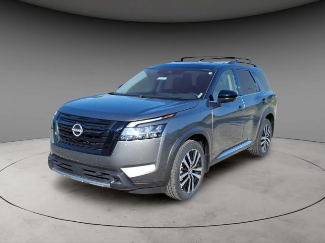 Certified 2024 Nissan Pathfinder Platinum AWD/4WD image 2