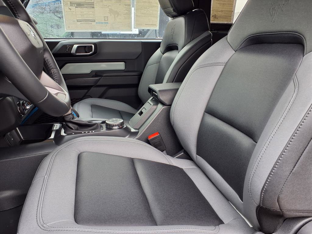 Used 2024 Ford Bronco Black Diamond w/ Sasquatch Package image 3