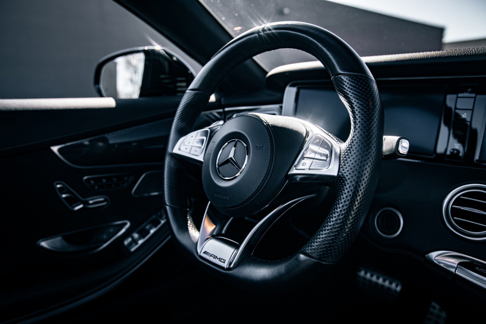 Used 2017 Mercedes-Benz S 63 AMG 4MATIC Cabriolet image 17