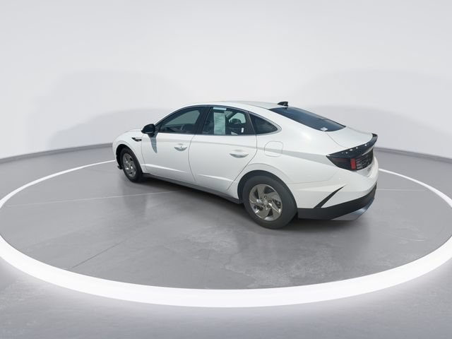 Used 2025 Hyundai Sonata SE FWD image 6