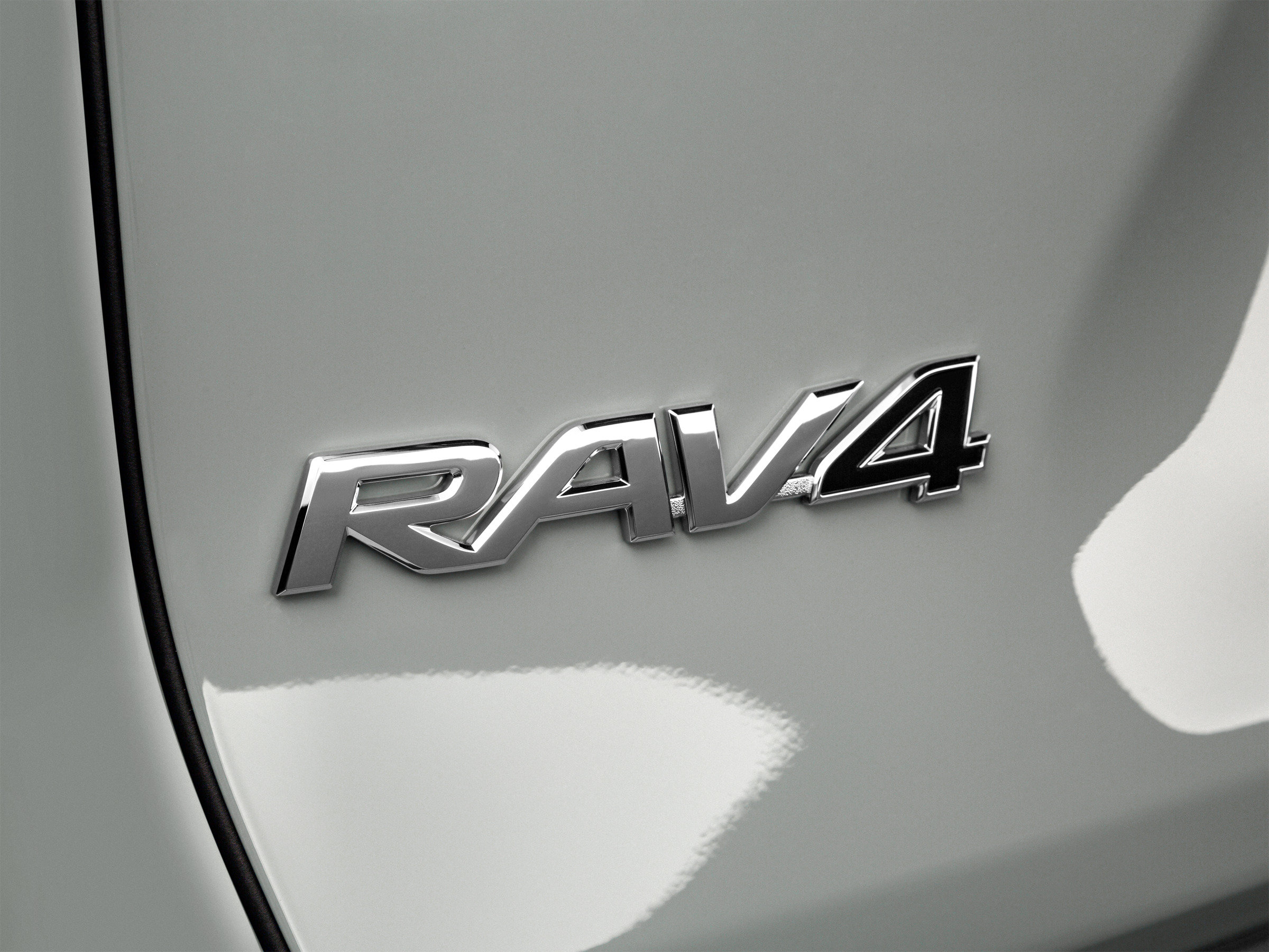 Used 2022 Toyota RAV4 XLE Premium FWD image 61