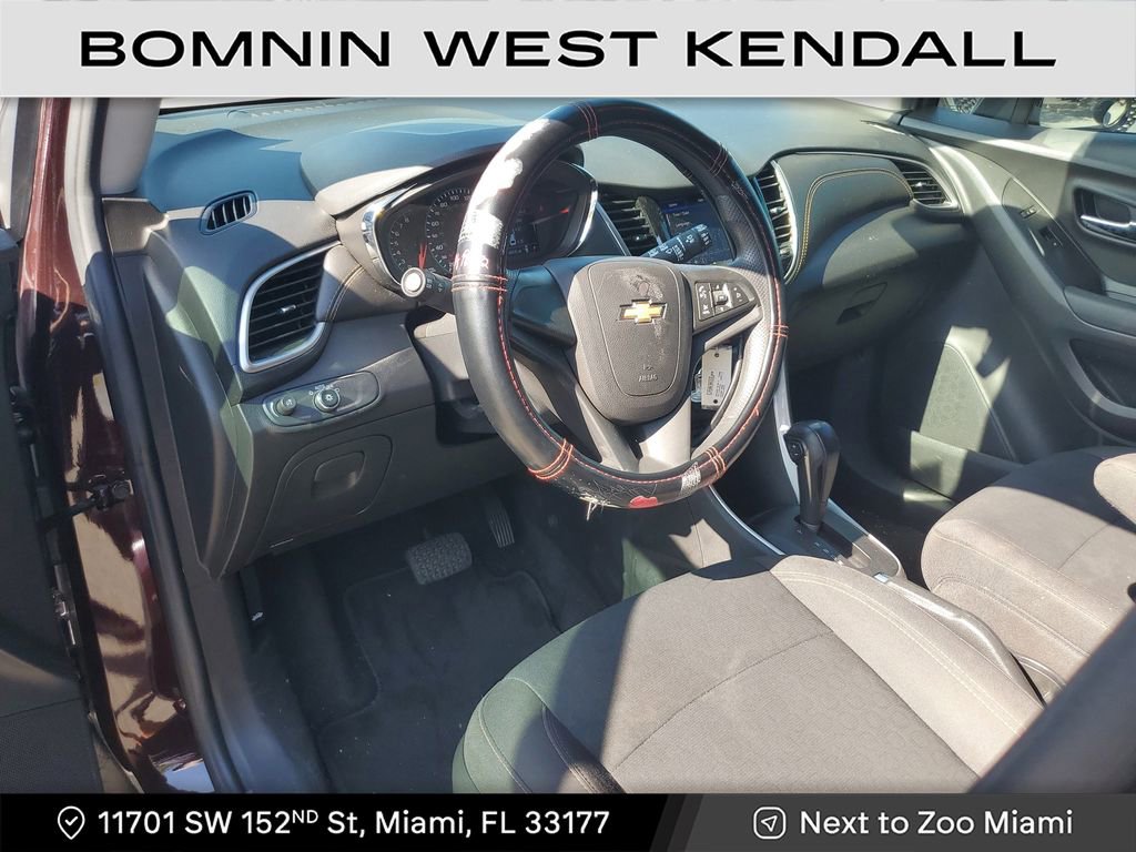 Used 2021 Chevrolet Trax LS image 19