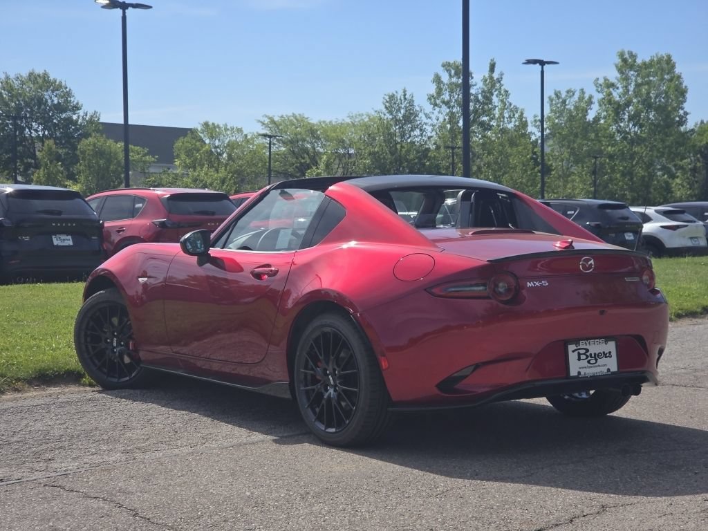 New 2026 MAZDA MX-5 Miata RF Club RWD image 2
