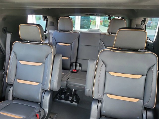 Used 2022 GMC Yukon AT4 w/ Technology Package image 14