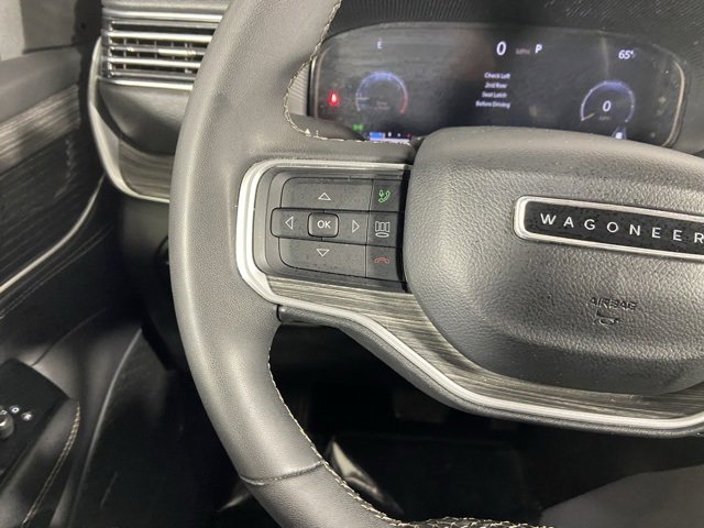 Used 2024 Jeep Wagoneer Series II w/ Flexible Seating Group image 21