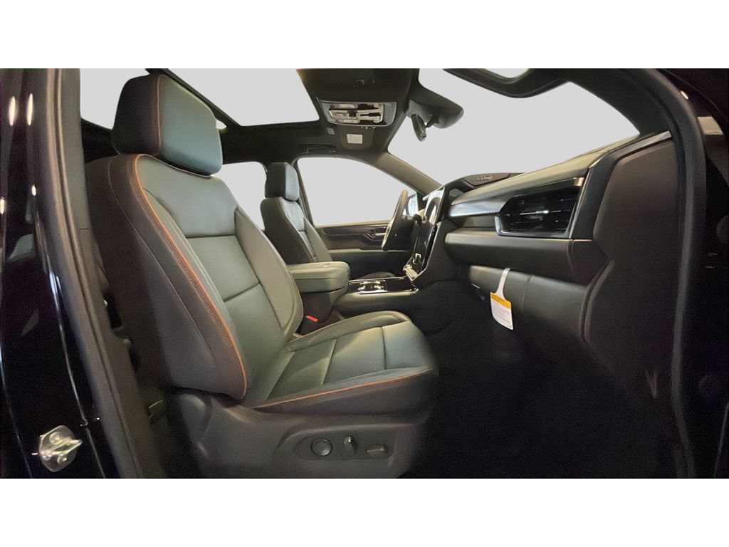 New 2026 GMC Yukon XL AT4 w/ AT4 Premium Package AWD/4WD image 19