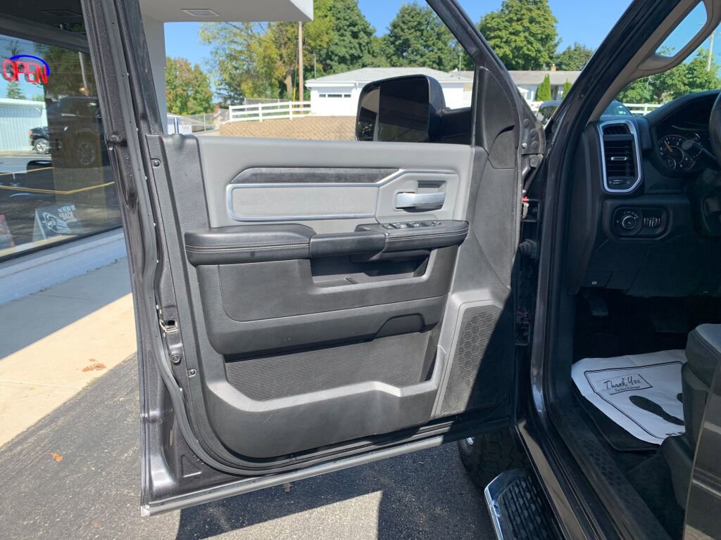 Used 2019 RAM 2500 Big Horn image 13