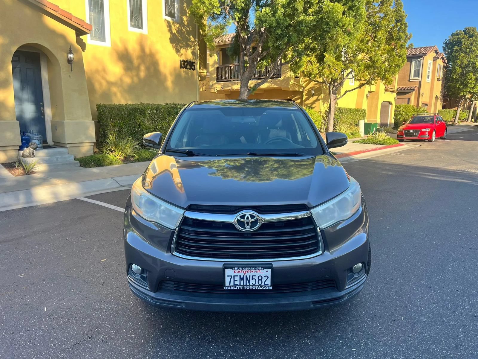Used 2014 Toyota Highlander Plus FWD image 10