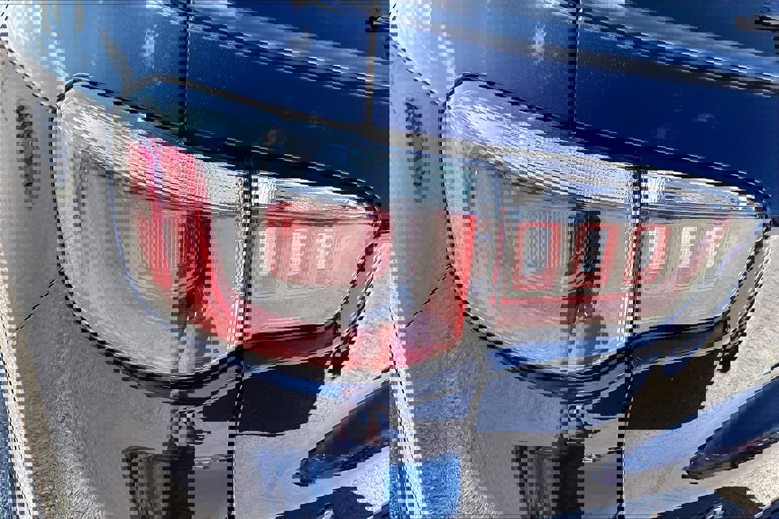 Used 2019 Jeep Compass Trailhawk image 28