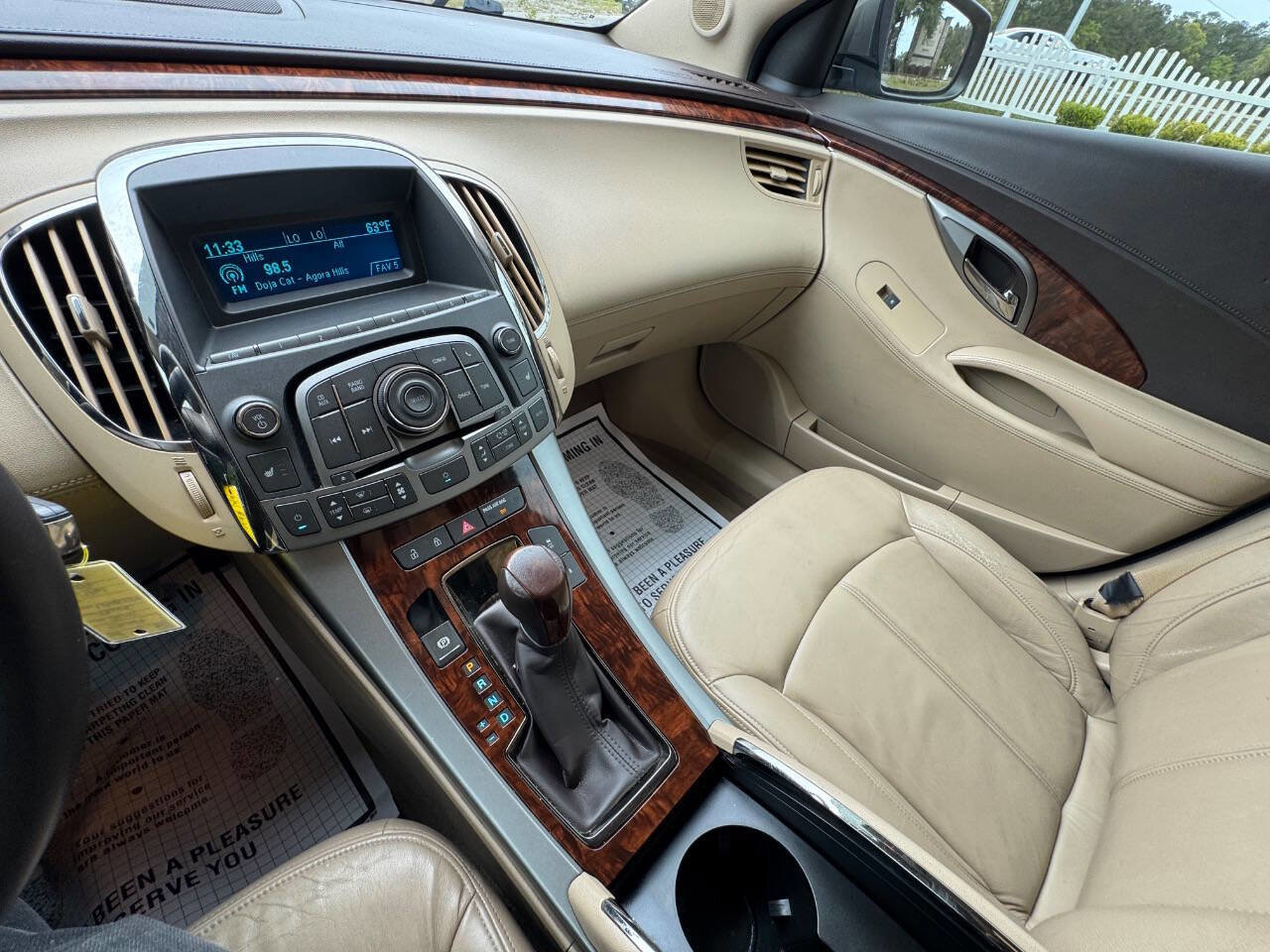 Used 2010 Buick LaCrosse CXL image 19