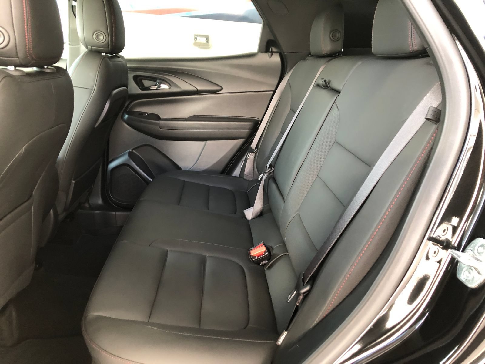 Used 2024 Chevrolet TrailBlazer RS w/ Convenience Package AWD/4WD image 12