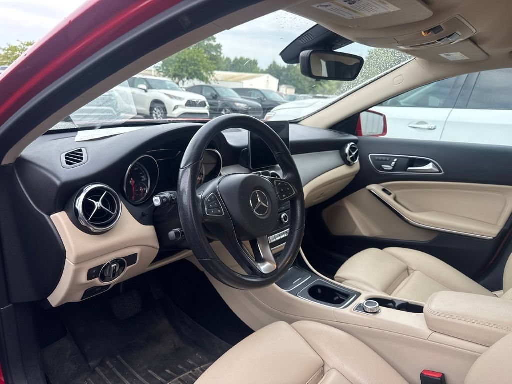 Used 2018 Mercedes-Benz GLA 250 4MATIC image 8