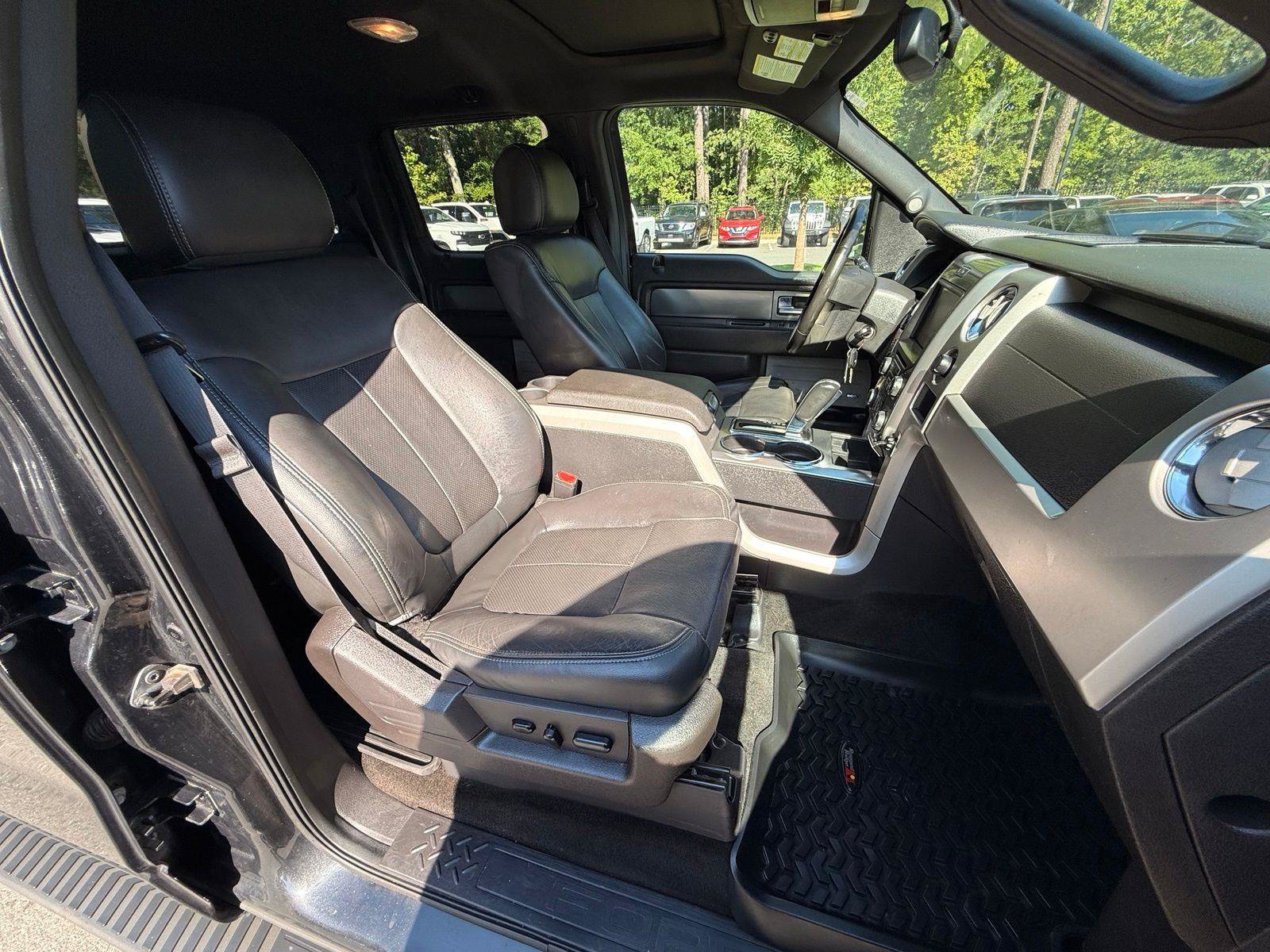 Used 2014 Ford F150 FX4 w/ Equipment Group 402A Luxury AWD/4WD image 23