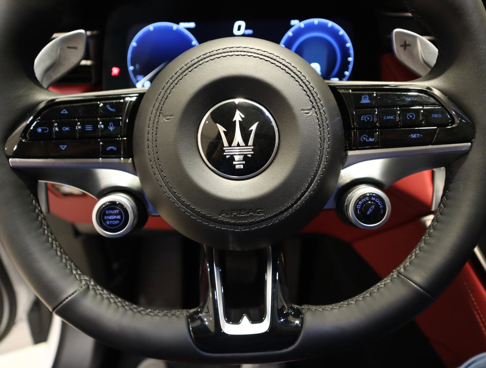 Used 2023 Maserati Grecale Modena image 28