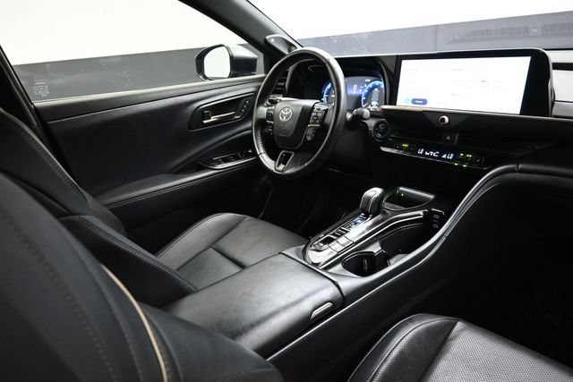 Used 2024 Toyota Crown AWD/4WD image 13