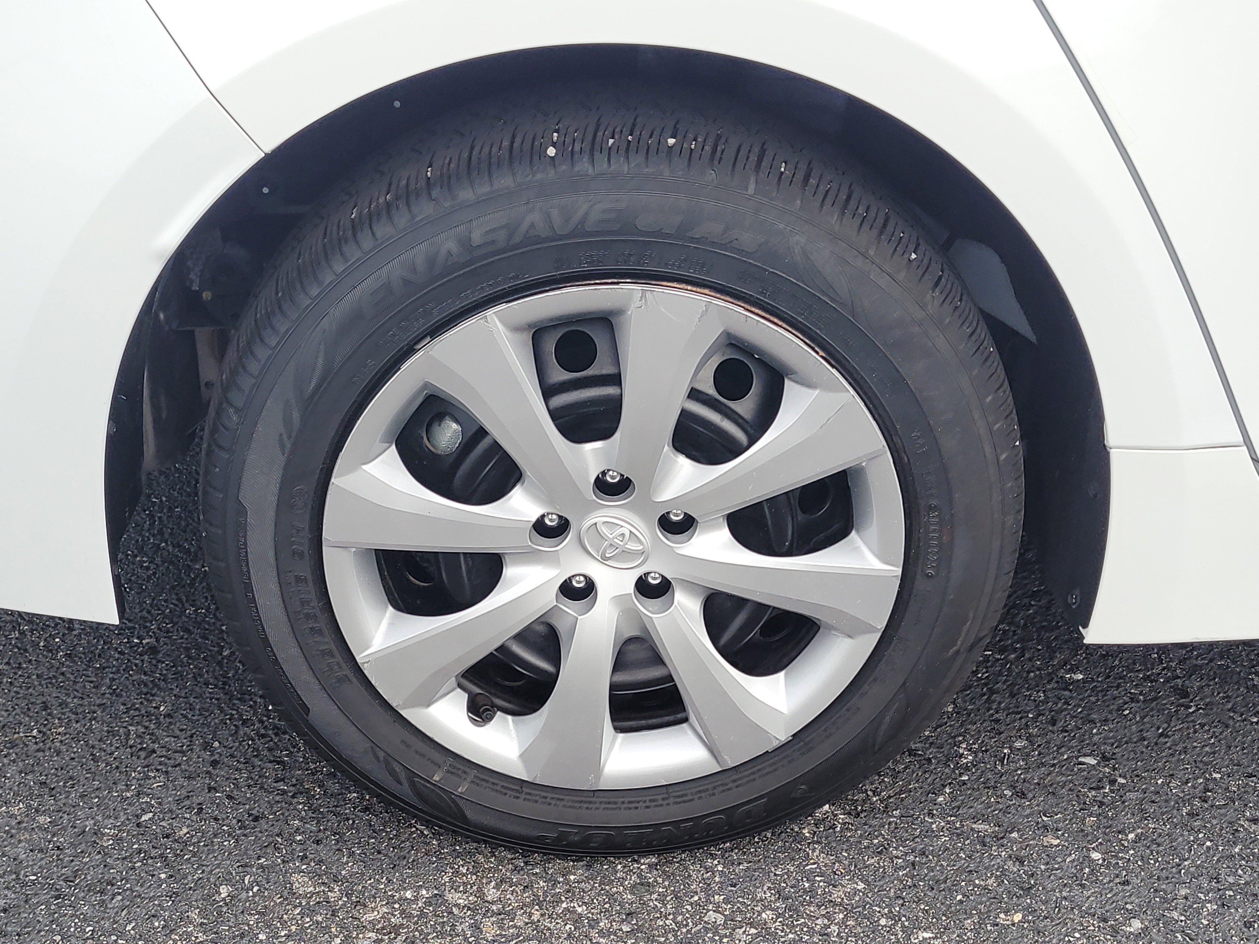 Certified 2025 Toyota Corolla LE image 9