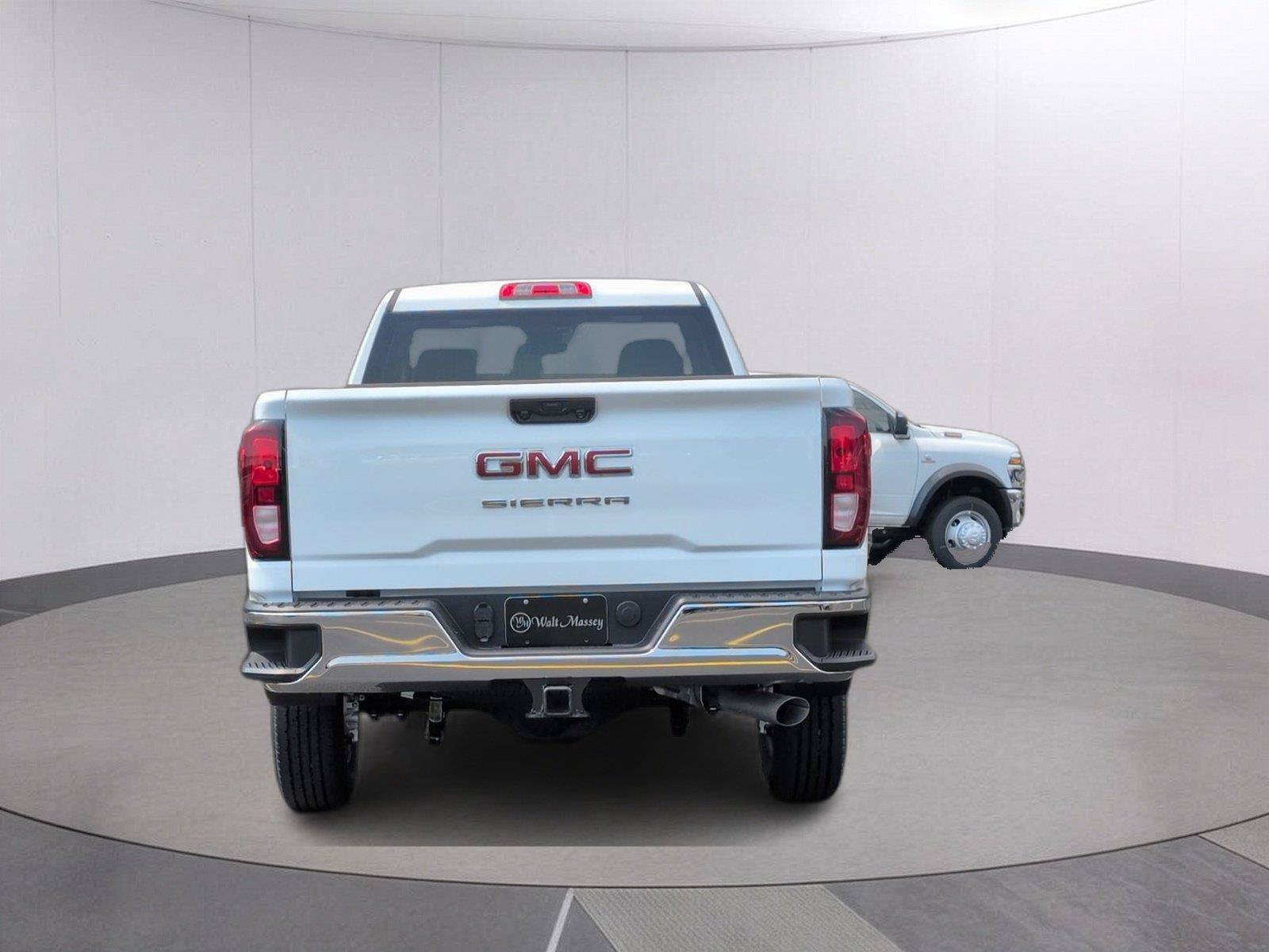 New 2026 GMC Sierra 2500 Pro w/ Convenience Package RWD image 4