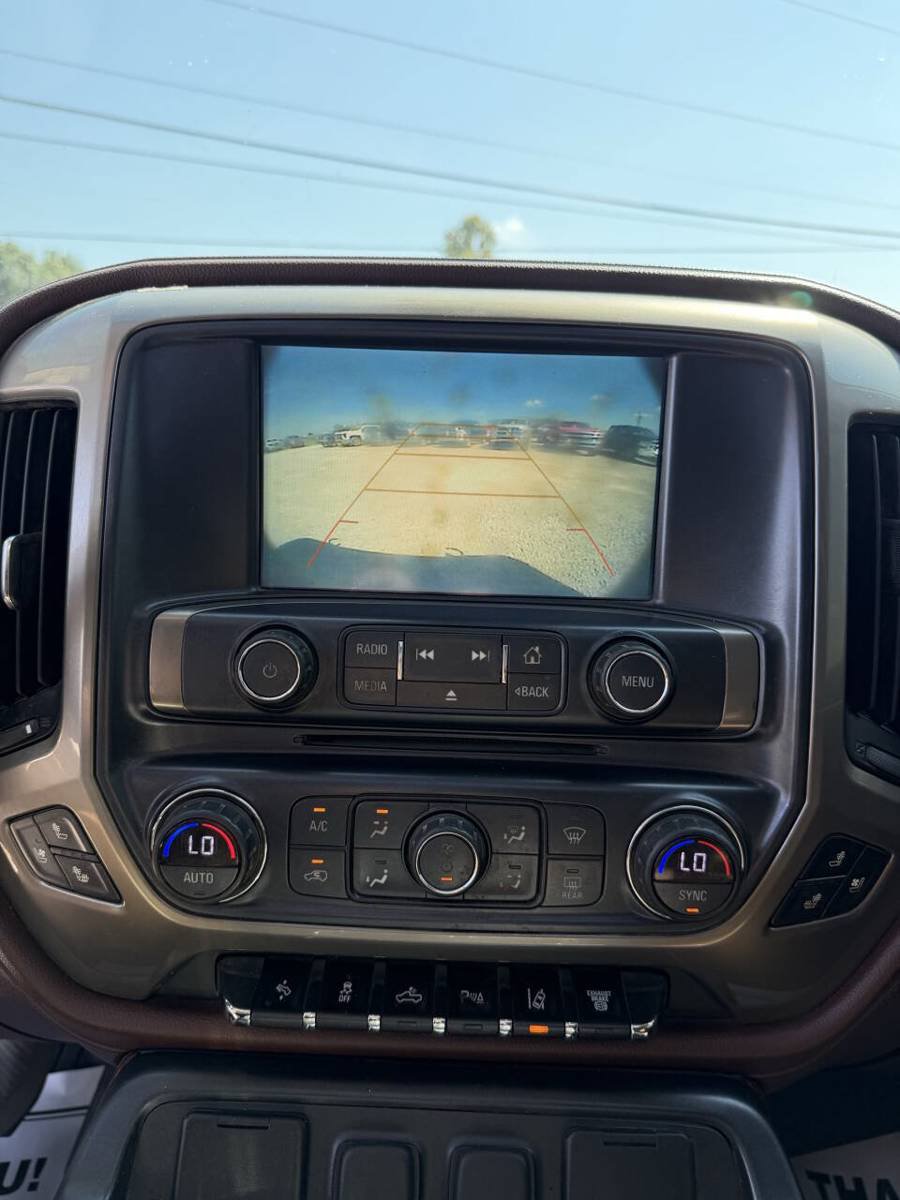 Used 2018 Chevrolet Silverado 3500 High Country w/ Duramax Plus Package AWD/4WD image 14