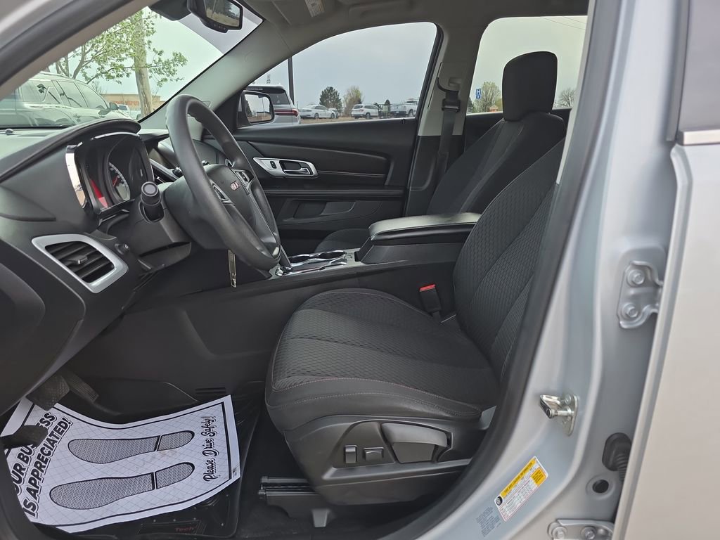 Used 2015 GMC Terrain SLE image 9