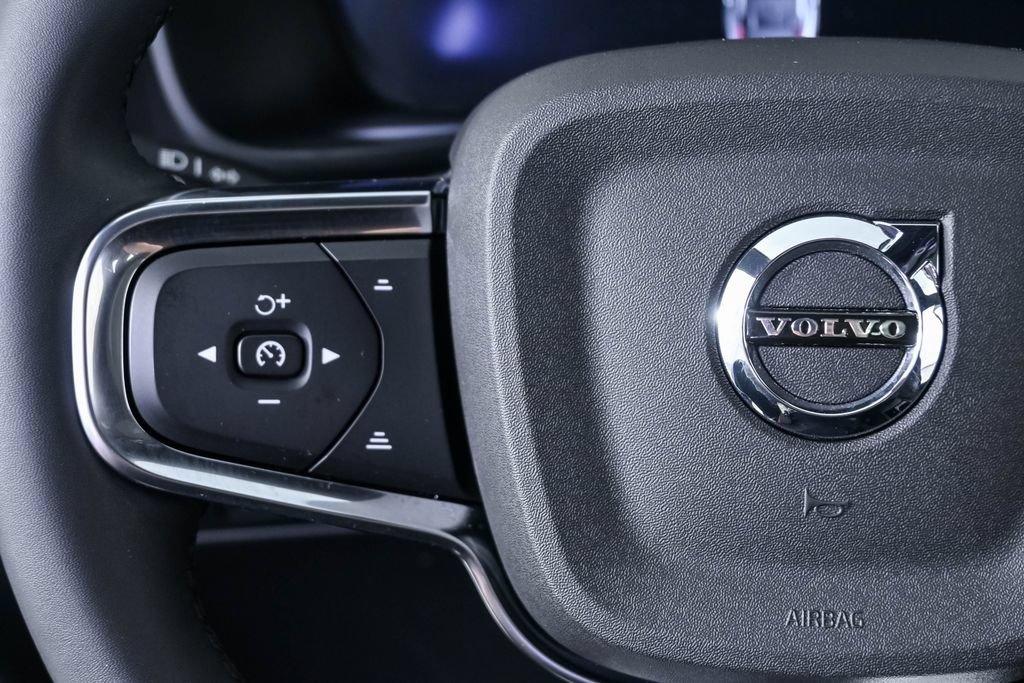 Certified 2023 Volvo C40 P8 Recharge Plus w/ Climate Package AWD/4WD image 11