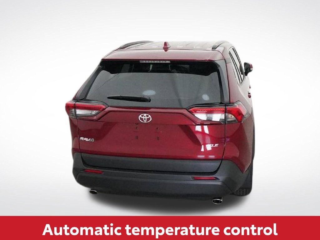 Used 2025 Toyota RAV4 XLE w/ Convenience Package FWD image 10