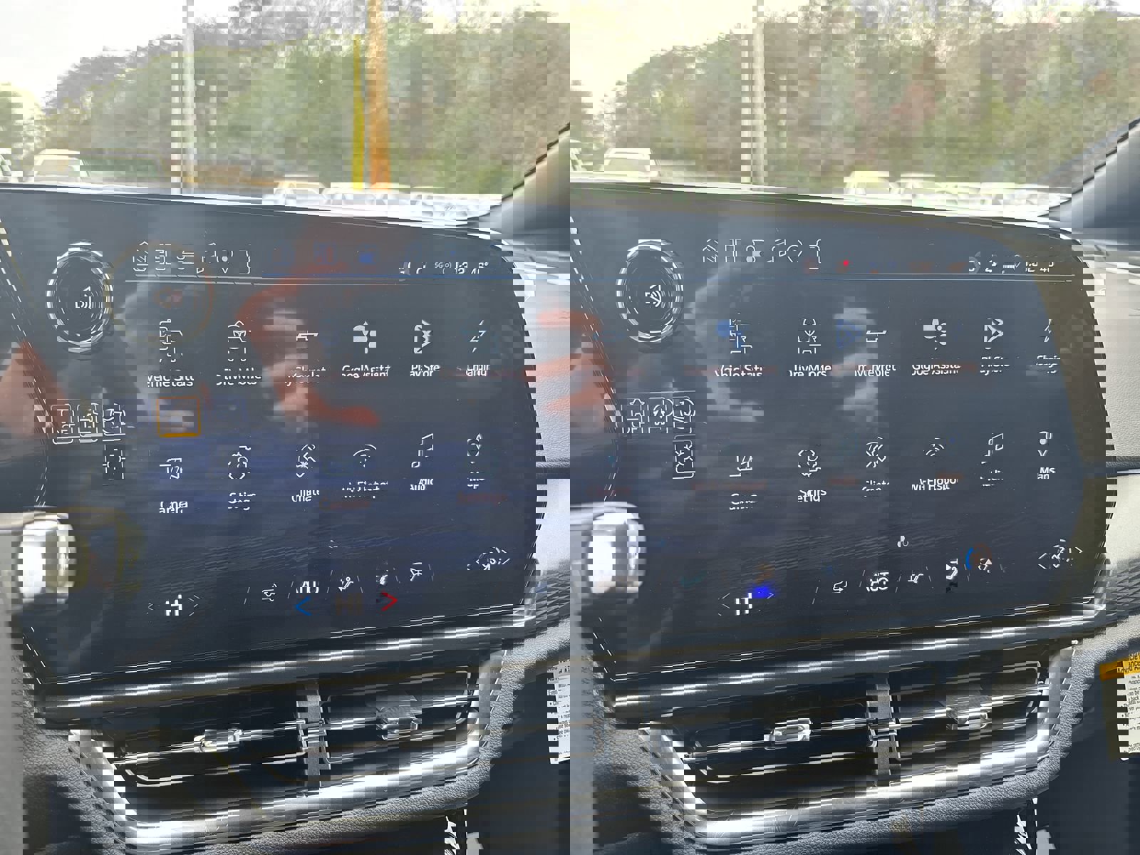 New 2026 Chevrolet Equinox EV LT image 19