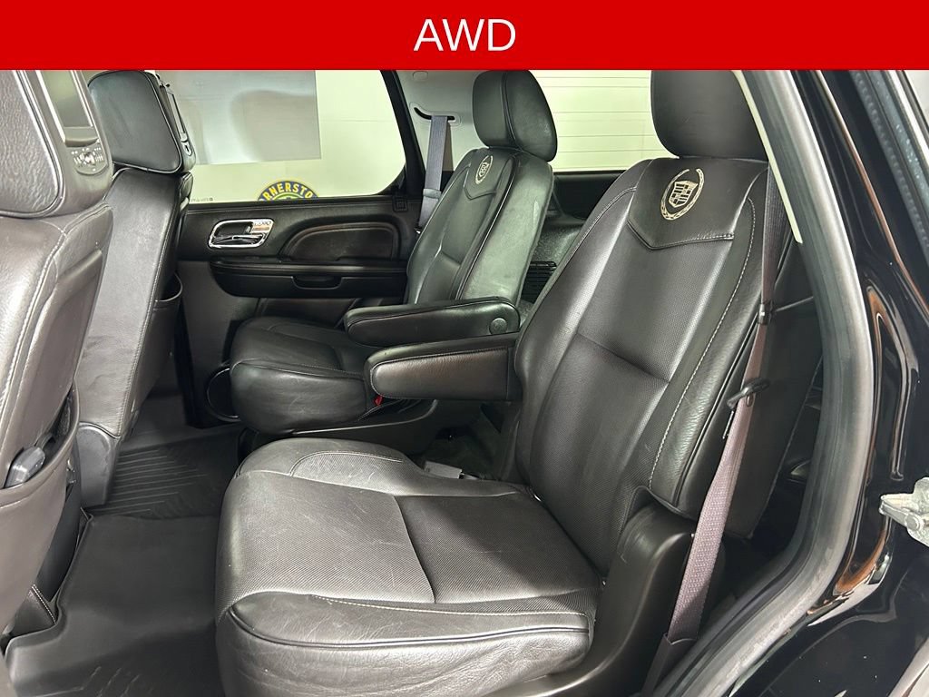 Used 2013 Cadillac Escalade Platinum AWD/4WD image 13