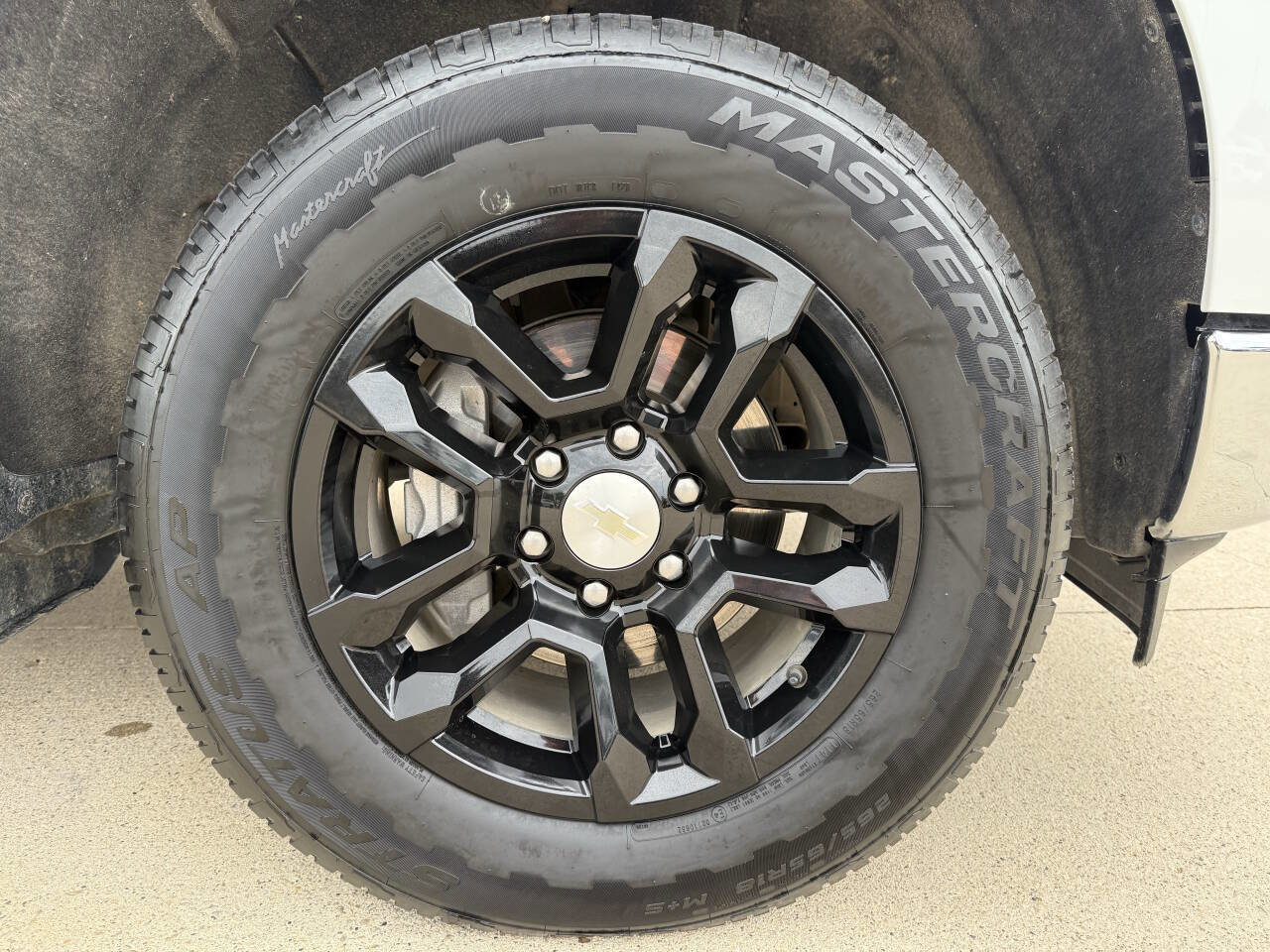 Used 2022 Chevrolet Silverado 1500 LT image 10